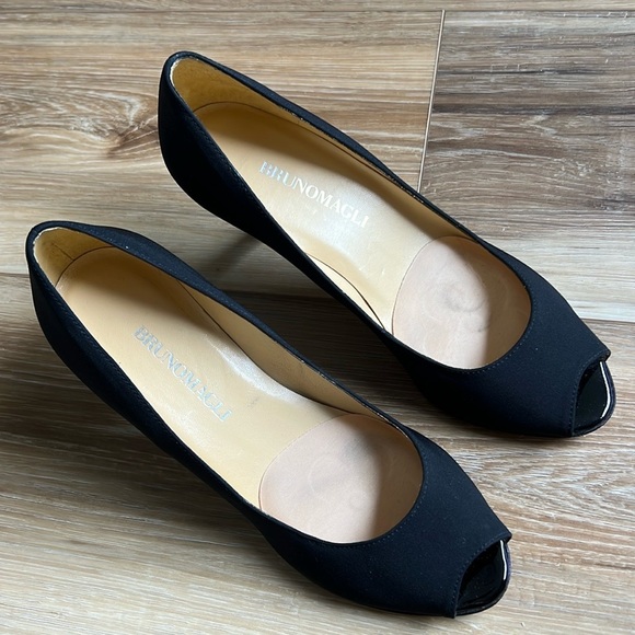 BRUNOMAGLI Heel Size 35.5 - Picture 13 of 14